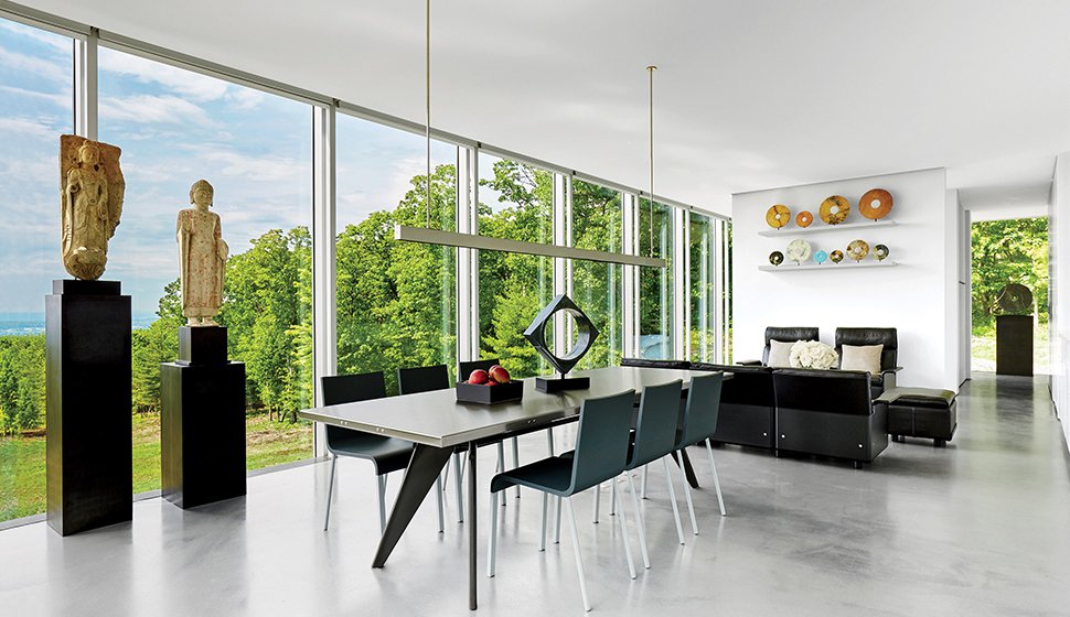 jenishaamakeover.com