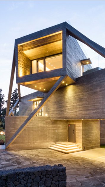 jenishaamakeover.com